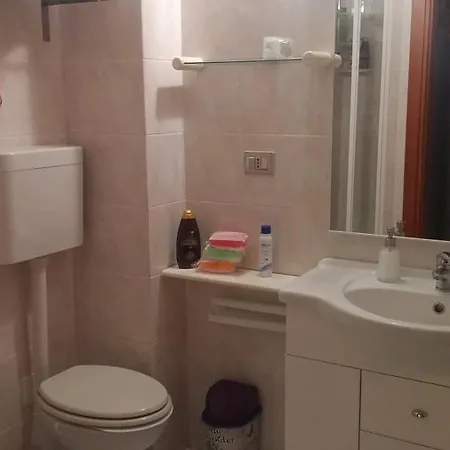 בית נופש Violet Garden - *